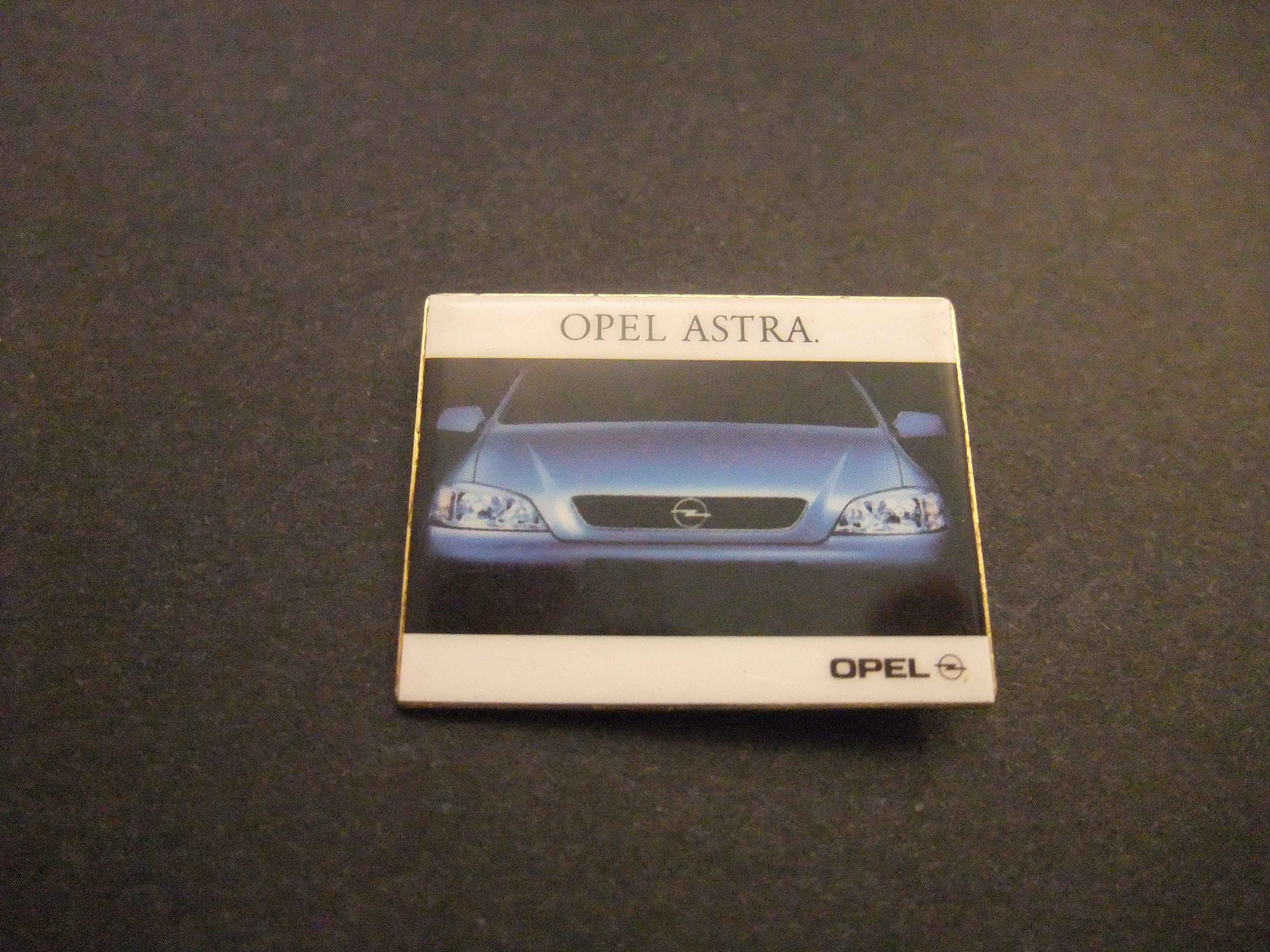 Opel Astra compacte middenklasse auto